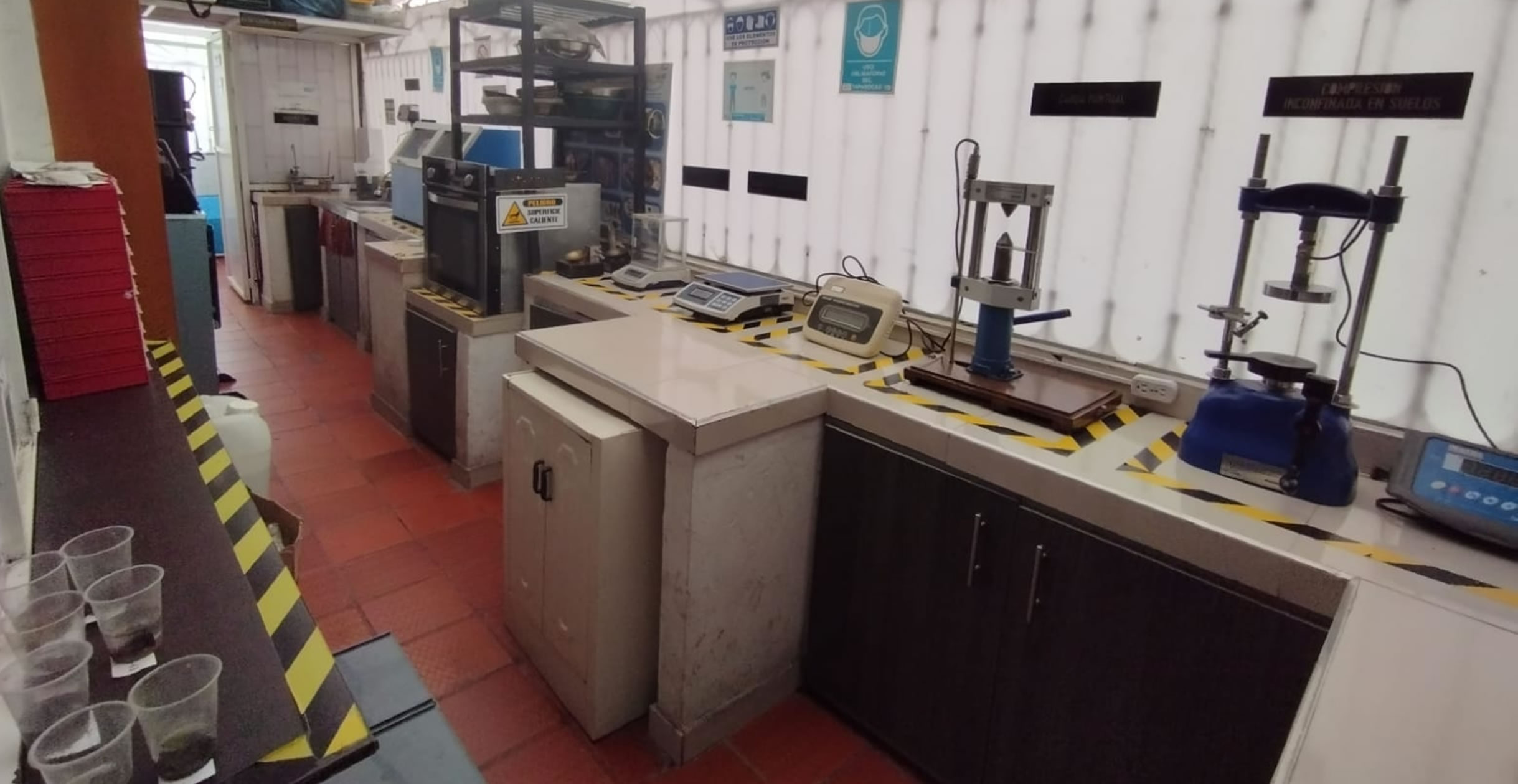 Laboratorio de Suelos y Rocas INGEO GIS